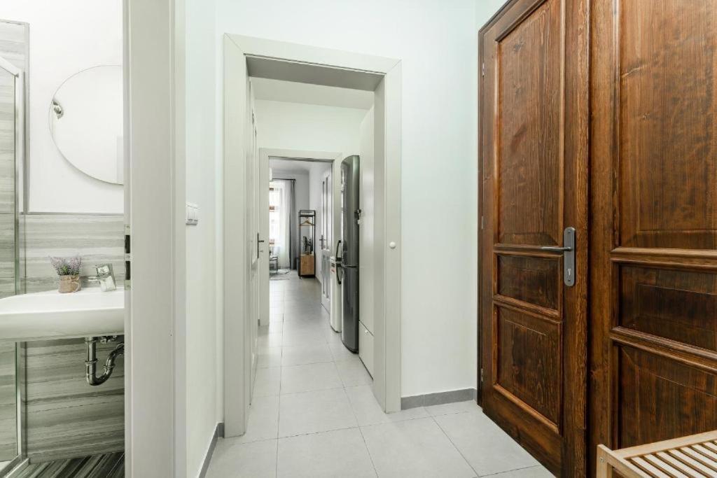Nice Apartman In New Town Prague 아파트 외부 사진